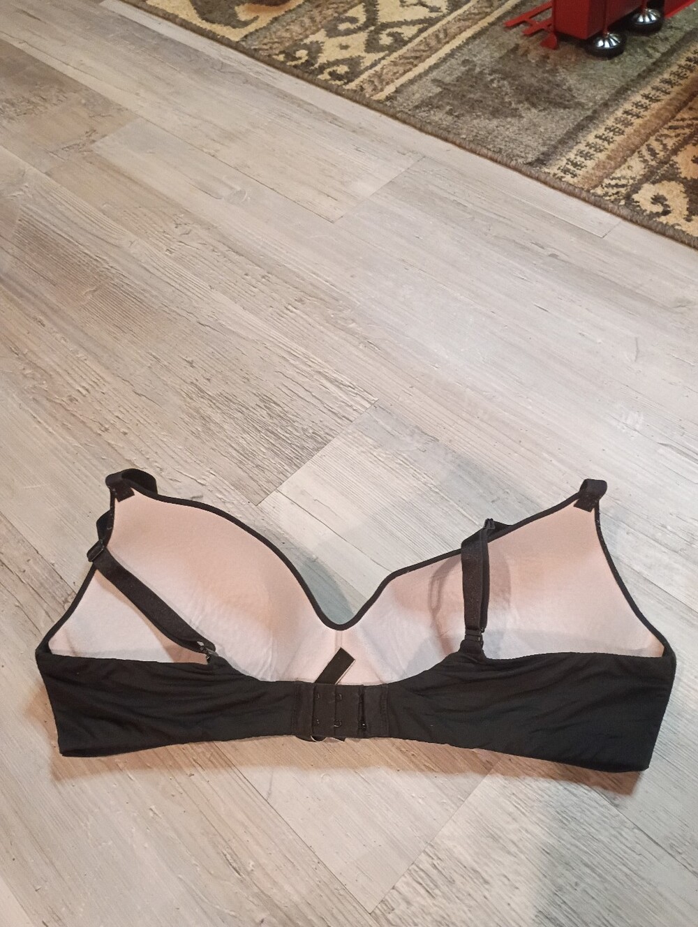 Victoria Secret - Picture 4 of 4